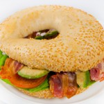 Avokado/bacon bagel